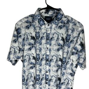 Monument Blue and White Marble Flex Fit Button Up Men’s Size M
